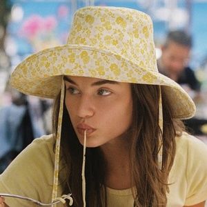 Free people Lack of Color  Holiday Bucket Hat Sunshine Bloom Gardening NWT